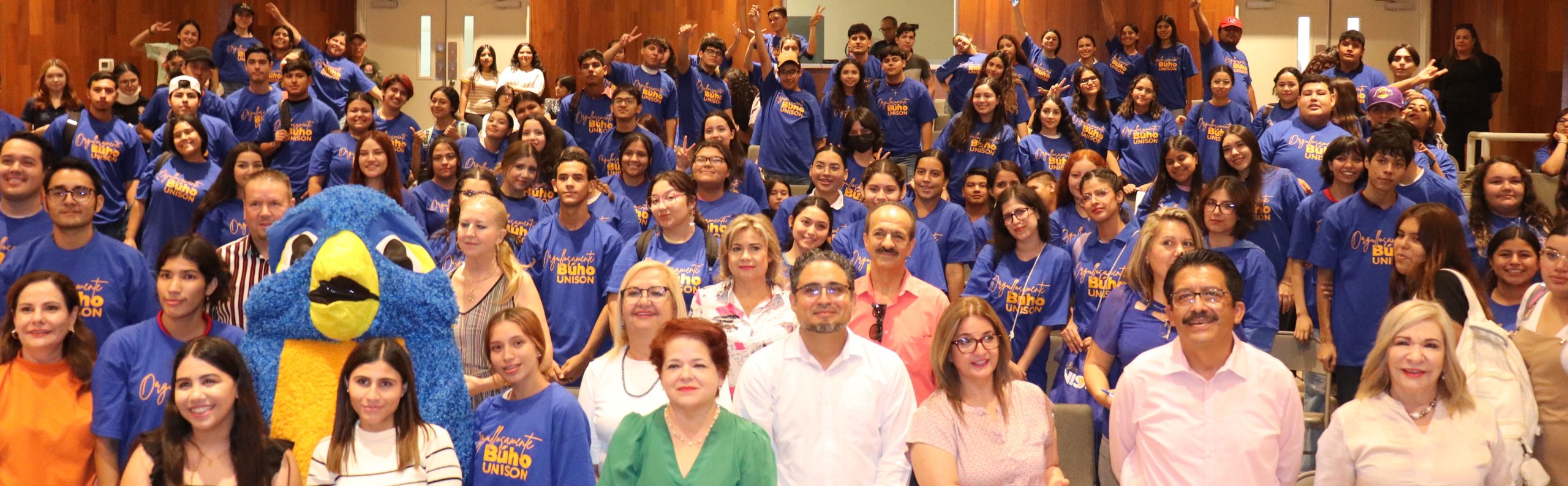 Seamos personas integrales e íntegras: rectora