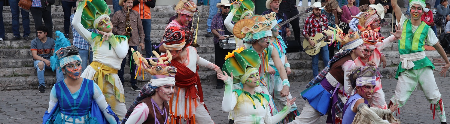 Con la Comparsa Sonora inicia la edición 39 del FAOT