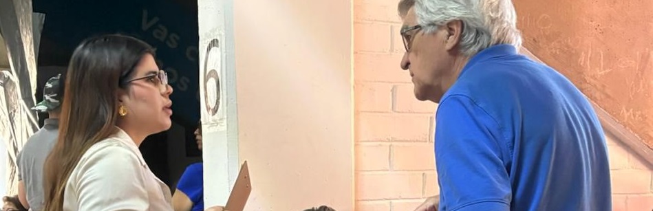 Docentes del campus Navojoa participan como intérpretes en jornada oftalmológica