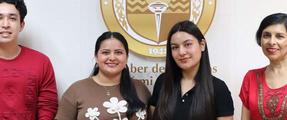 Estudiantes del campus Navojoa obtienen primer y segundo lugar en foro de Servicio Social